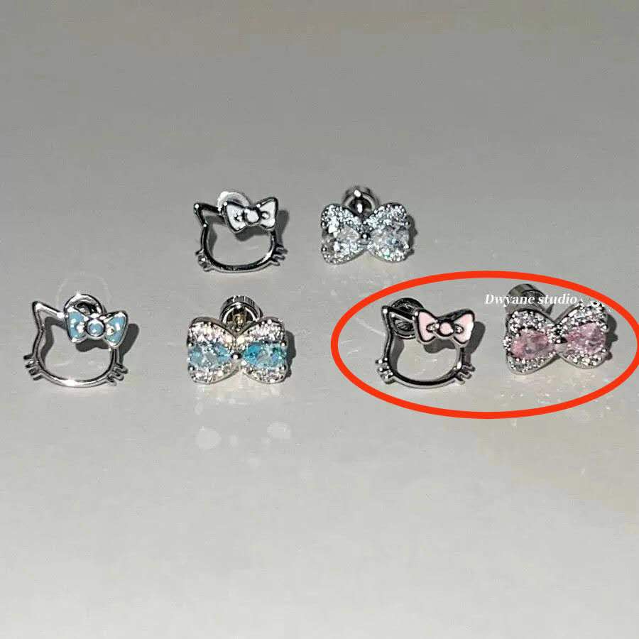 Funkelnde Kätzchen-Ohrmanschetten | Diamant-Schleifen-Helix-Ohrringe | Titan-Knorpelschmuck